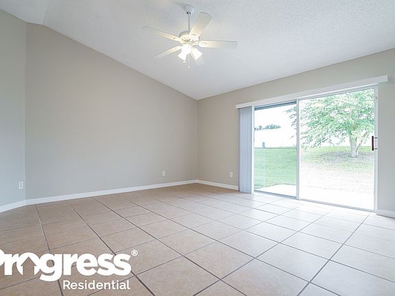 3rd image of 13132 Baneberry Ct