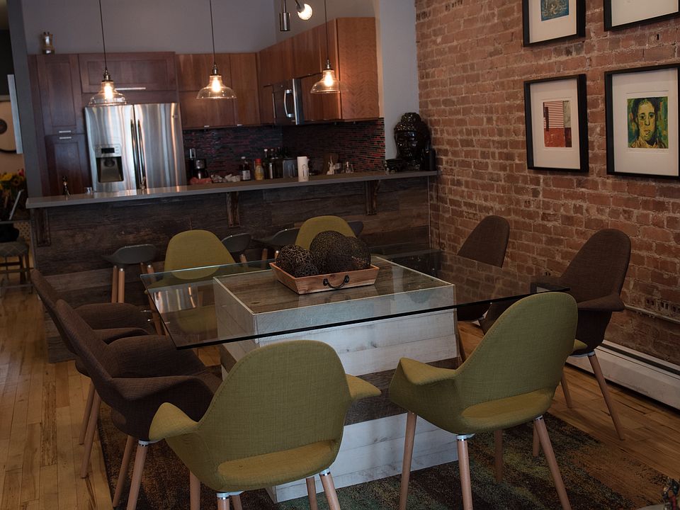 Dinning Room- 1st Floor
