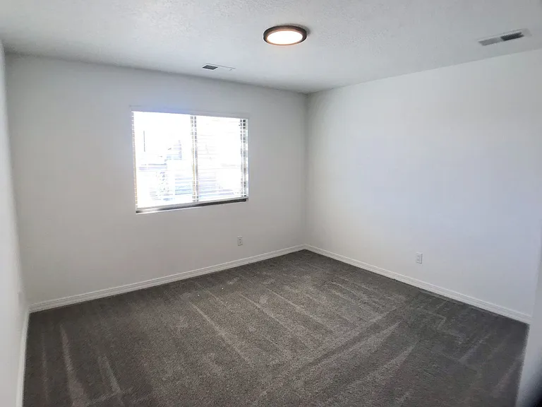 313 Wyatt Ave SW — Photo 18