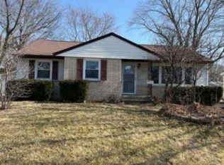 3530 37th St, Moline, IL 61265