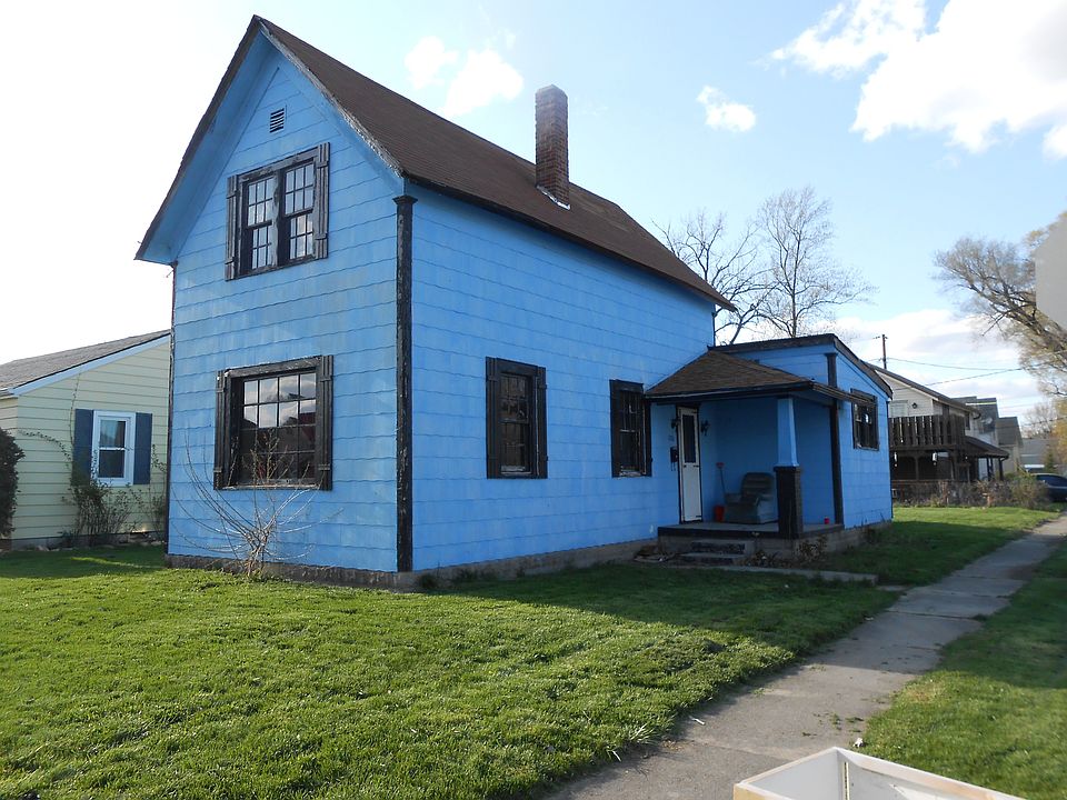 Exterior Front