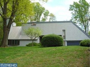8702 Marshall Rd, Wyndmoor, PA 19038