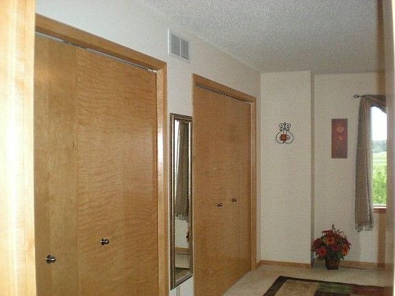 5th image of 2404 Cotton Ln