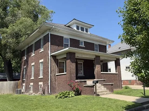 1314 S State St, Beardstown, IL 62618