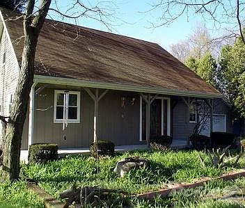 1715 Indian Rd photo 1