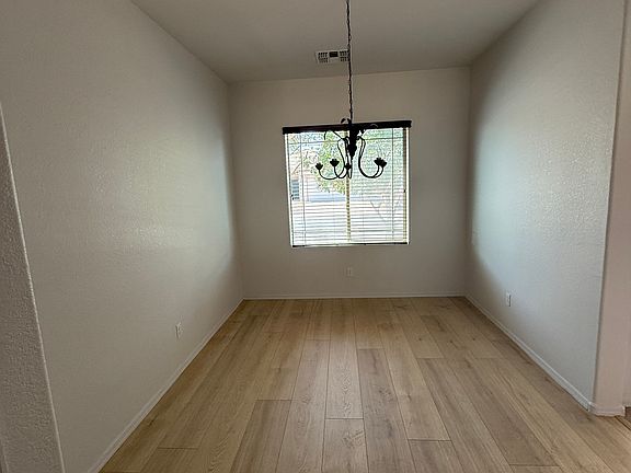 5th image of 11734 W Grant St