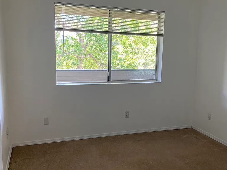 740 Copper Ln #201 — Photo 17