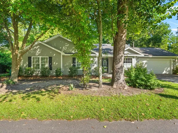 1208 10th Ave., Conway, SC 29526