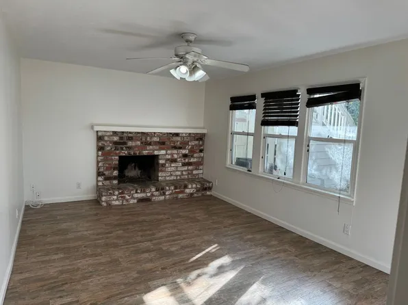 L0016 A & B, 16 Lemon Dr #L0016-a, Camarillo, CA 93010