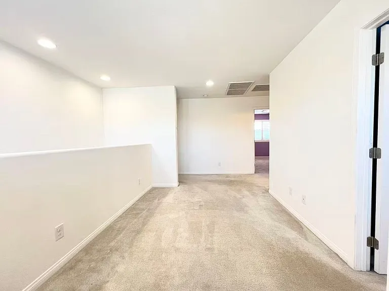 6625 Autumn Breeze St — Photo 12