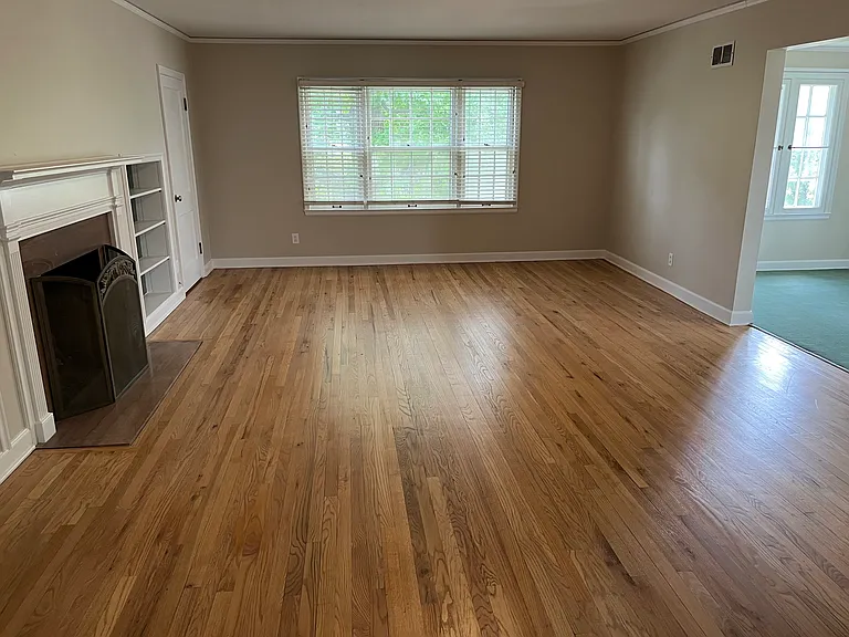 1197 SW Oakley Ave #B — Photo 3