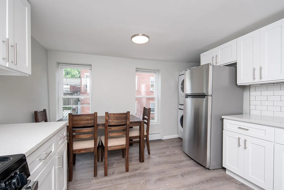 Building Photo - 51 14th St #2