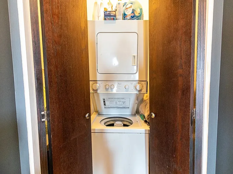 3000 S Archer Ave — Photo 10