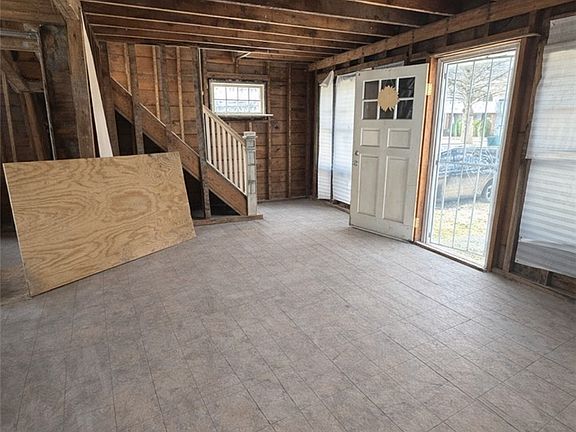 5th image of 18120 Olympia Rd