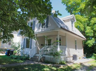 614 1/2 N Gilbert St, Iowa City, IA 52245