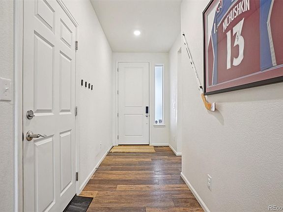 4th image of 26368 E 3rd Avenue
