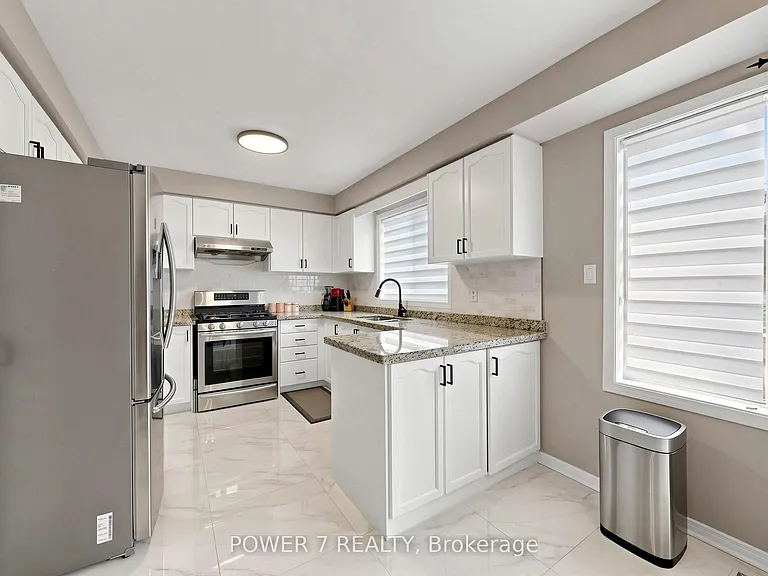 117 Saint Urbain Dr — Photo 17