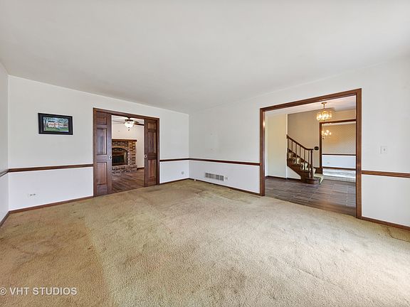 4th image of 4060 Harvey Ave