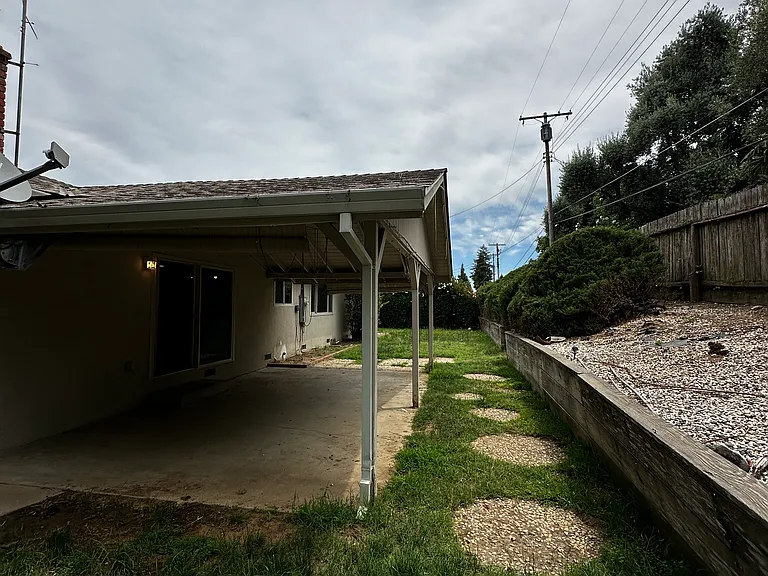 7990 Glenbar Way — Photo 21