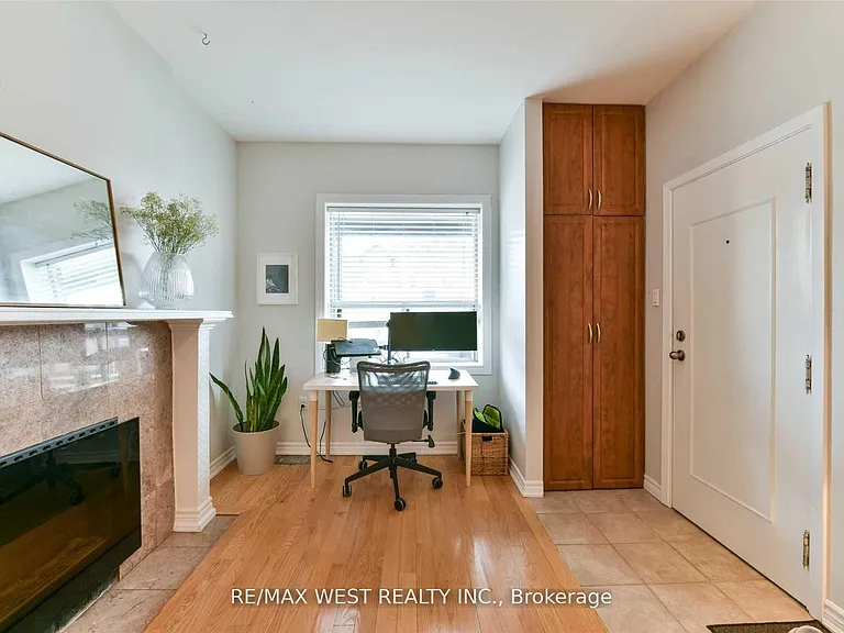 734 Indian Rd #MAIN FL — Photo 7