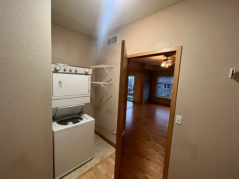 4750 E 53rd St #307 — Photo 9