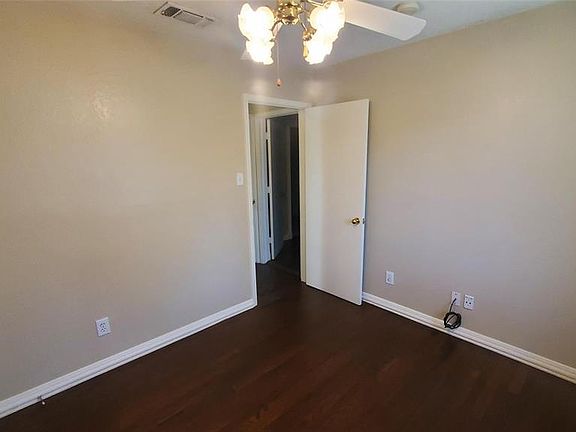 5th image of 1214 Smith Dr