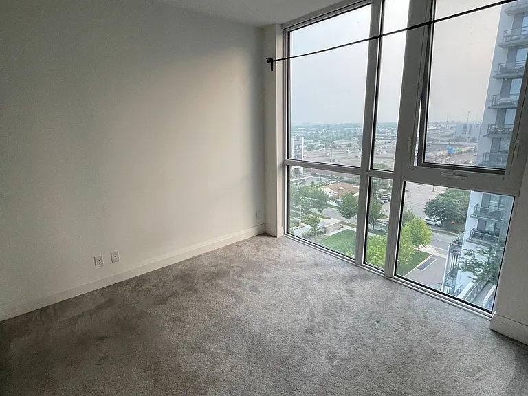 17 Zorra St #910 — Photo 12