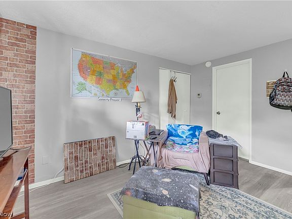 4th image of 115 S Rocky River Dr APT 306