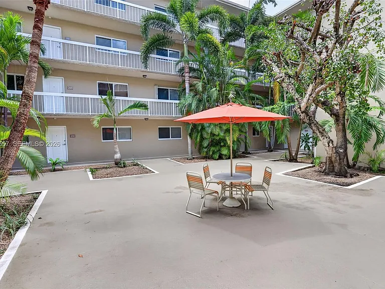 7920 Camino Real #109 — Photo 23