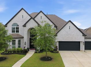 11219 Hillside Knoll Ln, Cypress, TX 77433