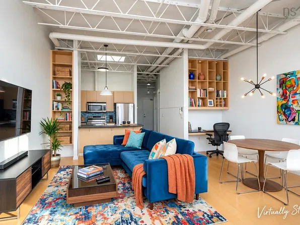 5221 Nora Bernard St #504, Halifax, NS B3K 0B6