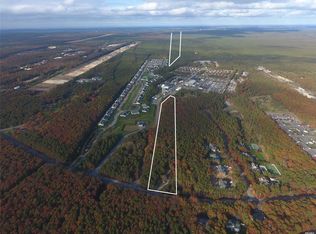 92 Old Country Rd, Westhampton, NY 11977