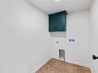 386 Sierra Trce, Coralville, IA 52241