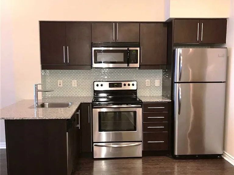 2885 Bayview Ave #626 — Photo 5
