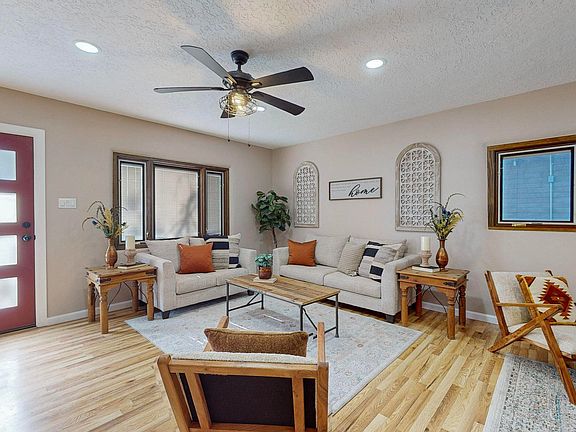 4th image of 521 Morningside Dr SE