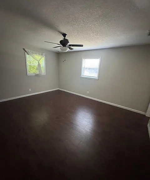 709 SE Alamanda Way — Photo 13