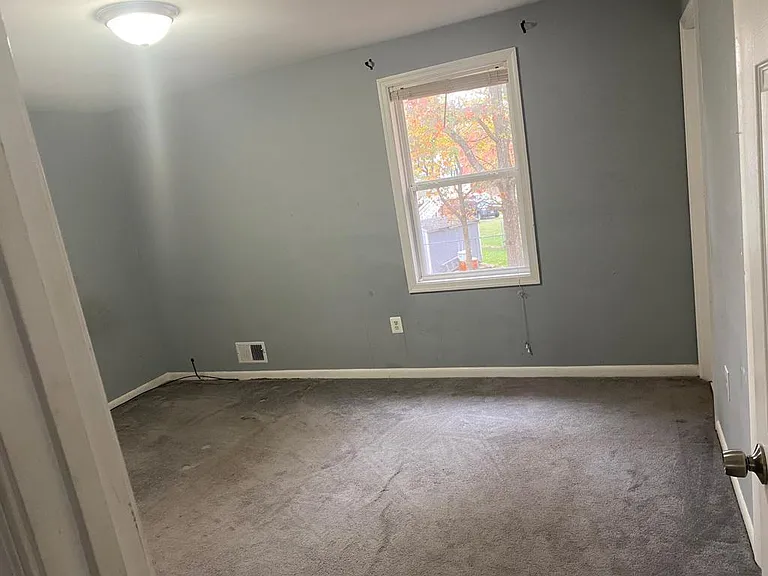 7309 Allentown Rd — Photo 9