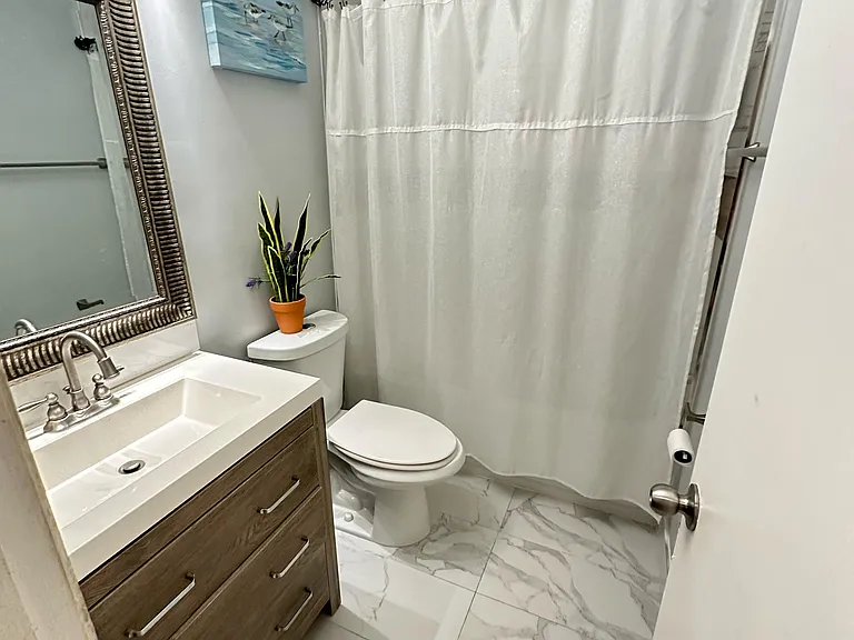 1131 SW 112th Ave — Photo 5