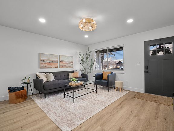 5th image of 560 E 100 N