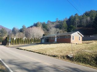 921 Bee Tree Rd, Swannanoa, NC 28778