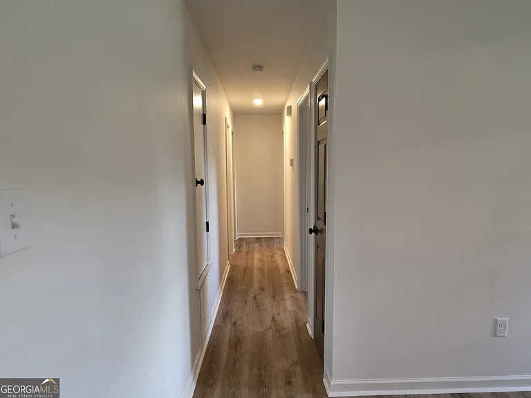 205 Whitehall Ave — Photo 11
