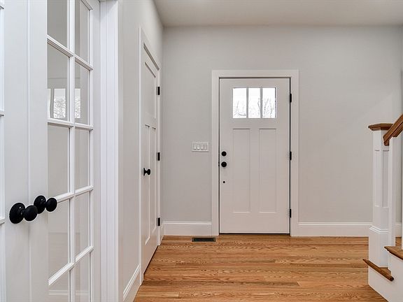 3rd image of 75 Cottage St