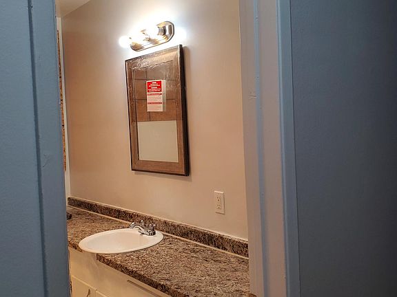 4th image of 11661 Texas Ave #9