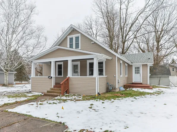 11 N Barrett St, Niles, MI 49120