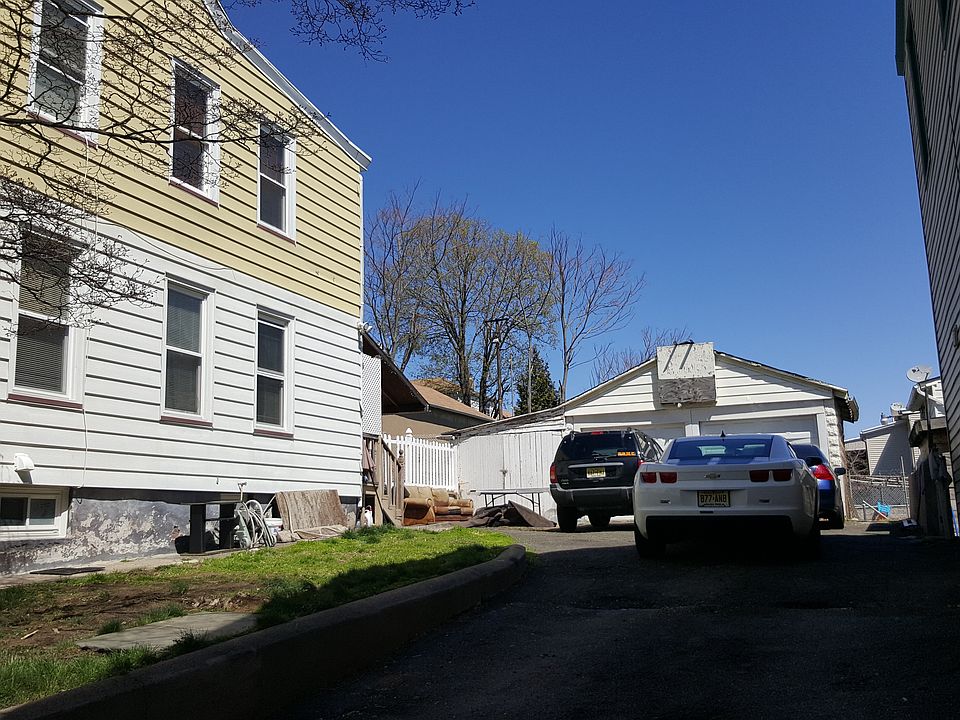 2nd image of 8 Brown Ave