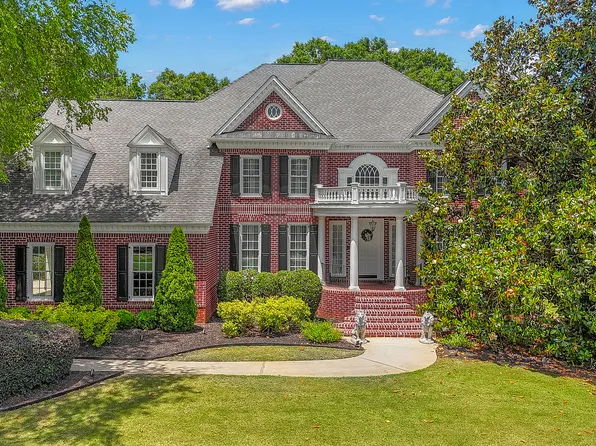 110 Turnberry Cir, Fayetteville, GA 30215