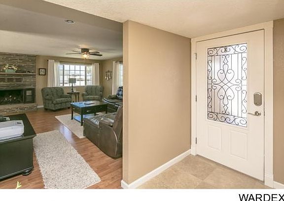 4th image of 2521 Sunchief Ln