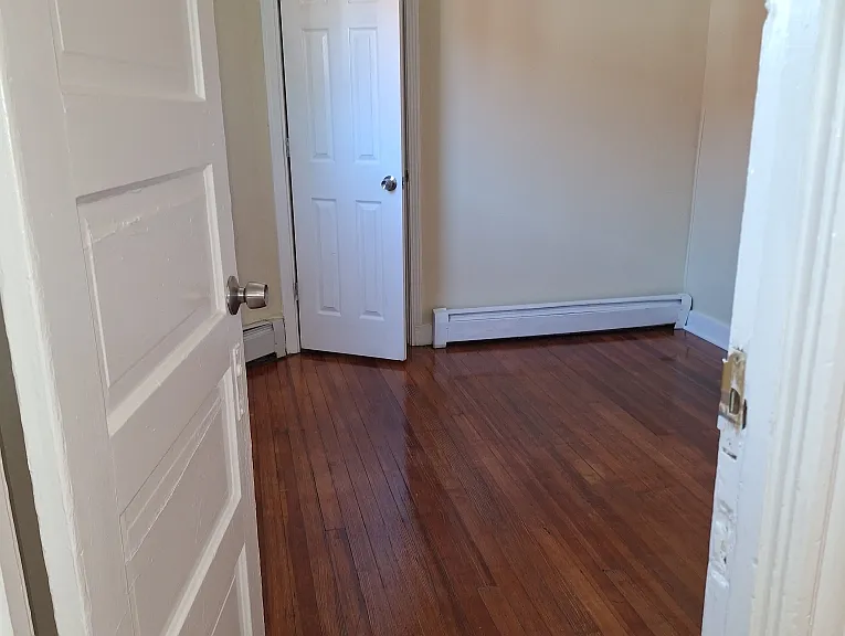 113 Franklin Ave #3 — Photo 2