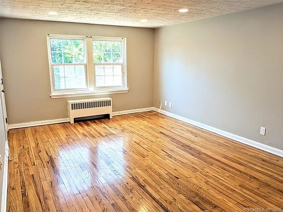 3rd image of 1010 Trout Brook Dr Unit 1010A