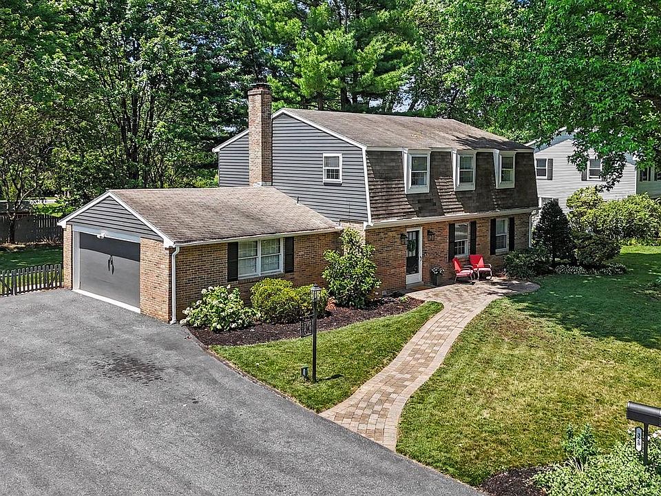 1st image of 328 Harvey Rd